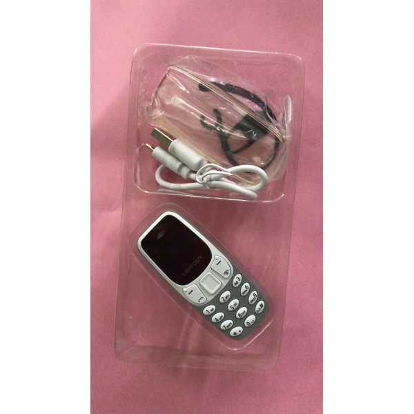 الهاتف الأصغر فى العالم بشريحتين