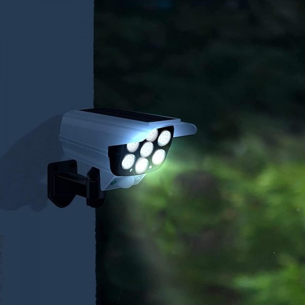 كشاف على شكل كاميرا بالطاقة الشمسية ( مقاوم للماء)