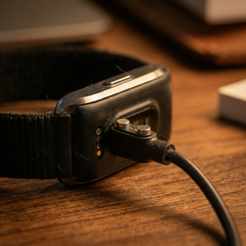 مراقبة معدل ضربات القلب ومستوى تشبع الأكسجين في الدم