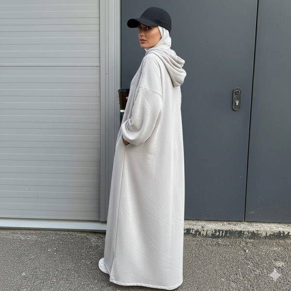 عباية العمرة بغطاء للرأس لون أبيض مقاس XL