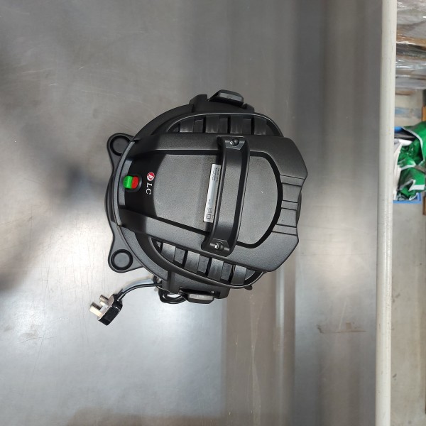 مكنسة للتنظيف الجاف و الرطب 12 لتر بضمان عامين 1200 واط