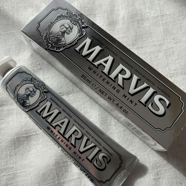 عرض 3 معجون اسنان المبيض مارفيس بالنعناع الاصلي