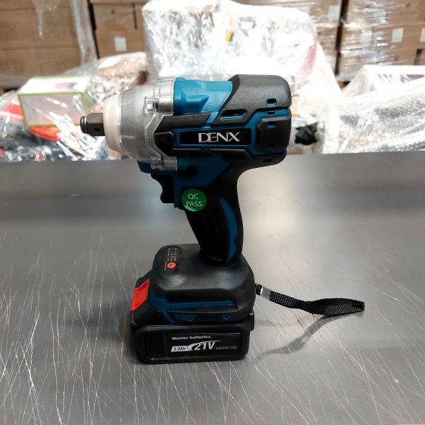 دريل كفرات مع شنطة عدة متكامله للسيارة و المنزل بضمان عامين