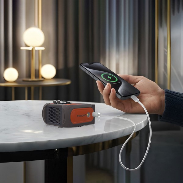 مروحة محمولة  وبور بانك