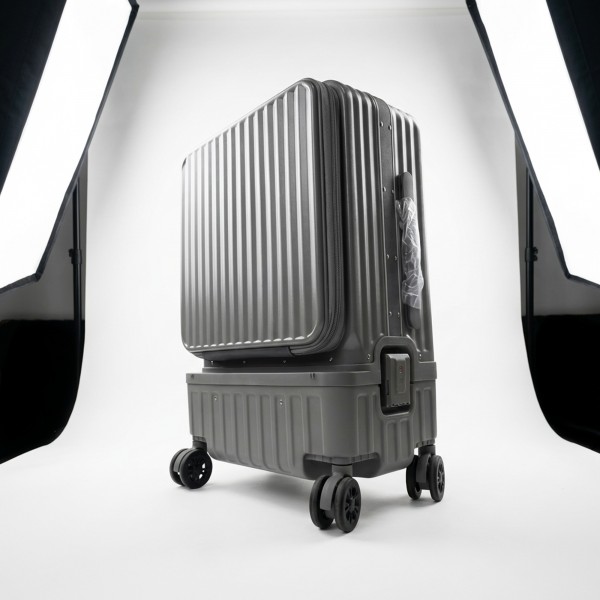 حقيبة سفر متعددة الوظائف مقاس24 بوصة مع حامل أكواب وجيب للتابلت وخطافات